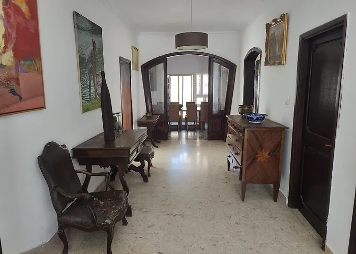 Casa de Férias Amazingly Located House With Table Tennis And Table Soccer