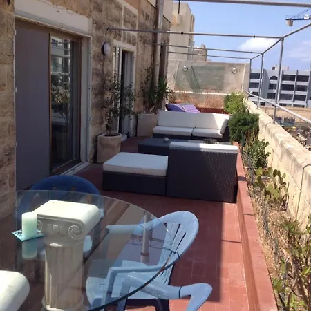 Сasa de vacaciones Amazingly Located House With Table Tennis And Table Soccer