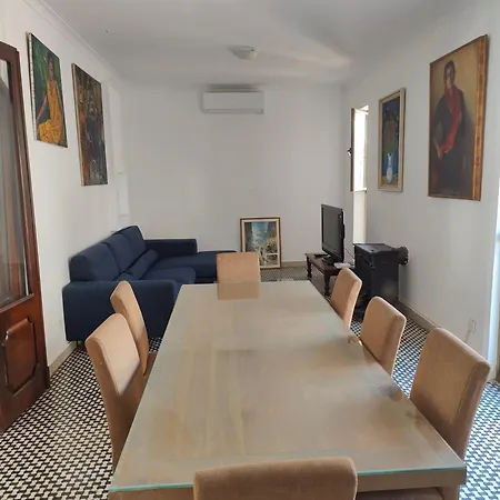 Amazingly Located House With Table Tennis And Table Soccer Сент Джулианс