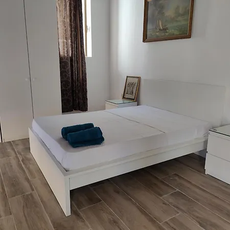 Amazingly Located House With Table Tennis And Table Soccer