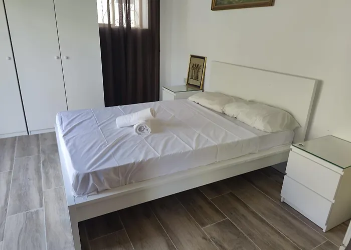 Amazingly Located House With Table Tennis And Table Soccer *